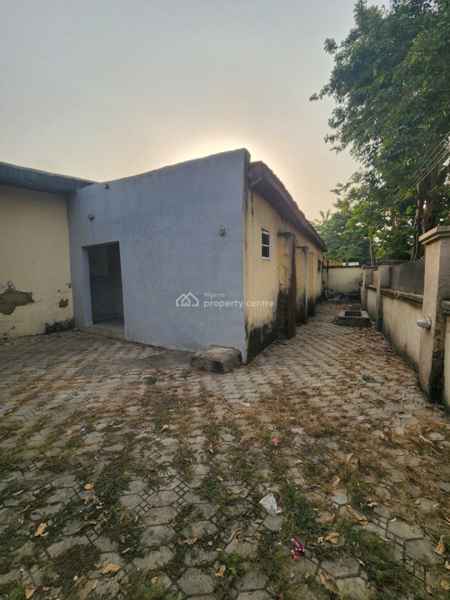4 Bedroom Bungalow in a Prime Location, Zone 1, Zone 1, Wuse, Abuja, Detached Bungalow for Sale