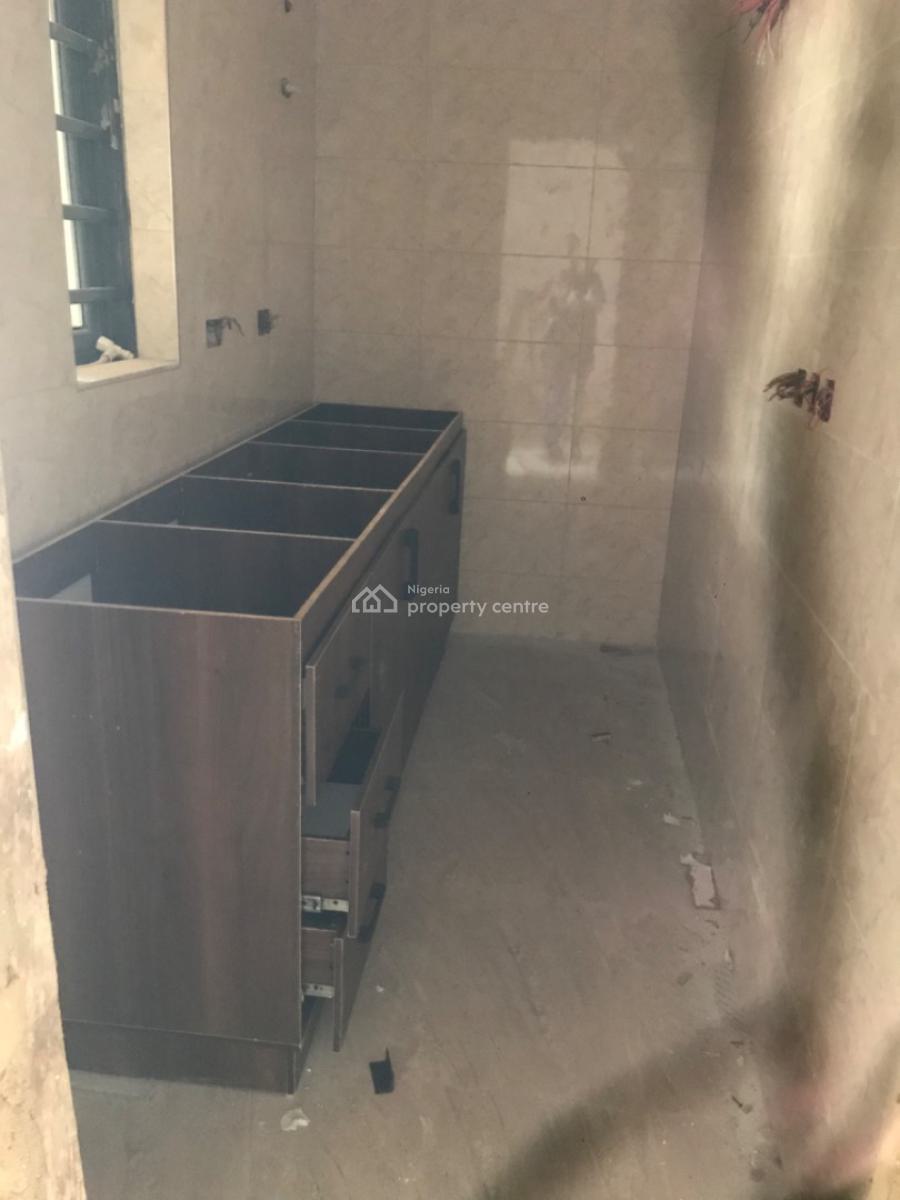 Mini Flat, Akinbola Street, Ilupeju, Lagos, Mini Flat (room and Parlour) for Rent