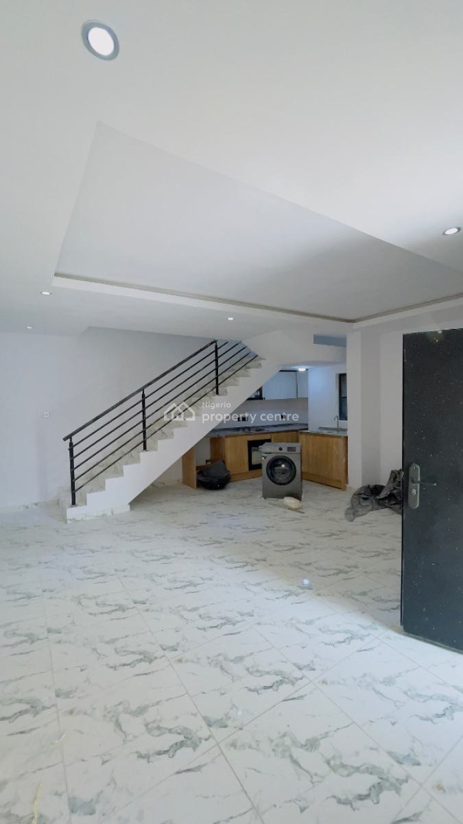 Brand New Two Bedroom Maisonette, Off Admiralty Way, Lekki Phase 1, Lekki, Lagos, Flat / Apartment for Rent