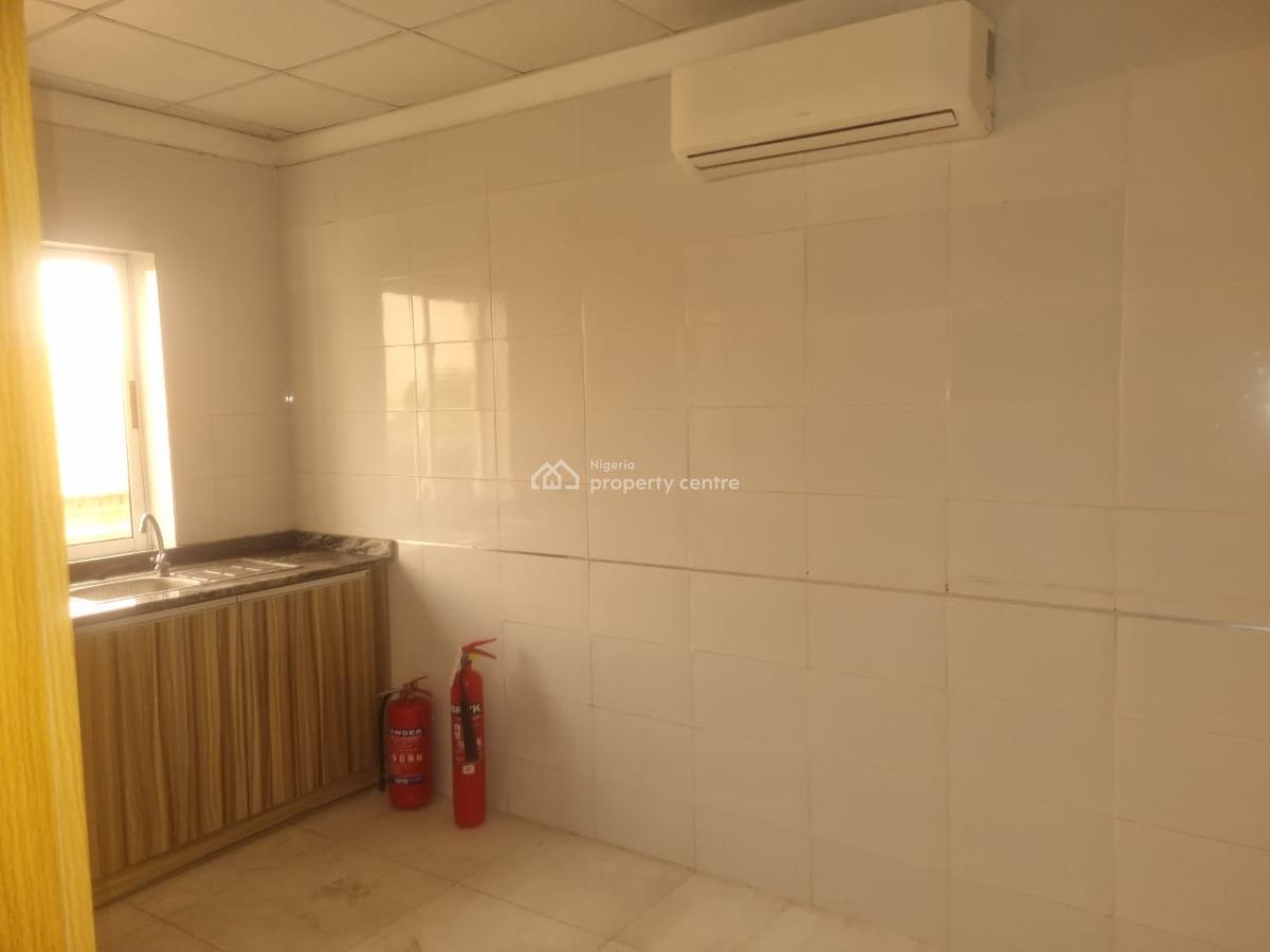 Open Plan Or Office Space of 257 Sqm with Excellent Facilities, Ilupeju, Lagos, Office Space for Rent
