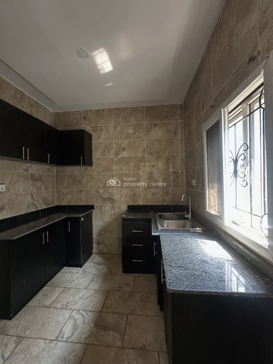 Spacious 3 Bedroom Terrace Duplex, Chevron, Lekki, Lagos, Terraced Duplex for Rent