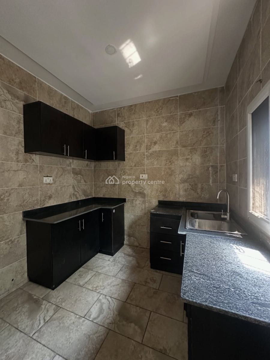 Spacious 3 Bedroom Terrace Duplex, Chevron, Lekki, Lagos, Terraced Duplex for Rent