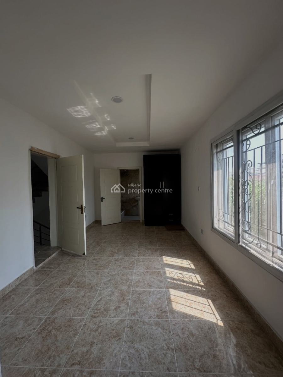 Spacious 3 Bedroom Terrace Duplex, Chevron, Lekki, Lagos, Terraced Duplex for Rent