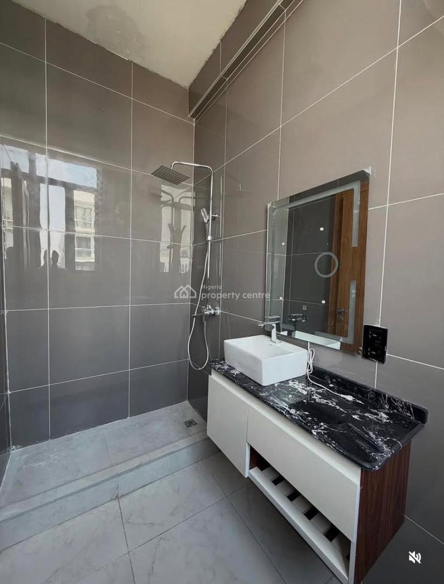 Luxury 2 Bedroom Apartment with Pool, Lekki Phase 1, Lekki, Lagos, Flat / Apartment for Rent