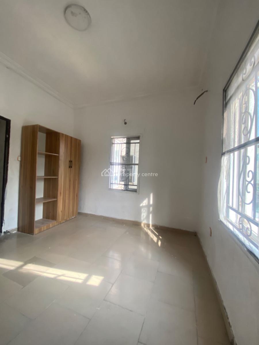 an Executive Two Bedroom Flat, Houston Estate Olokonla By Lagos Business Schools Ajah, Lekki, Lagos, Flat / Apartment for Rent