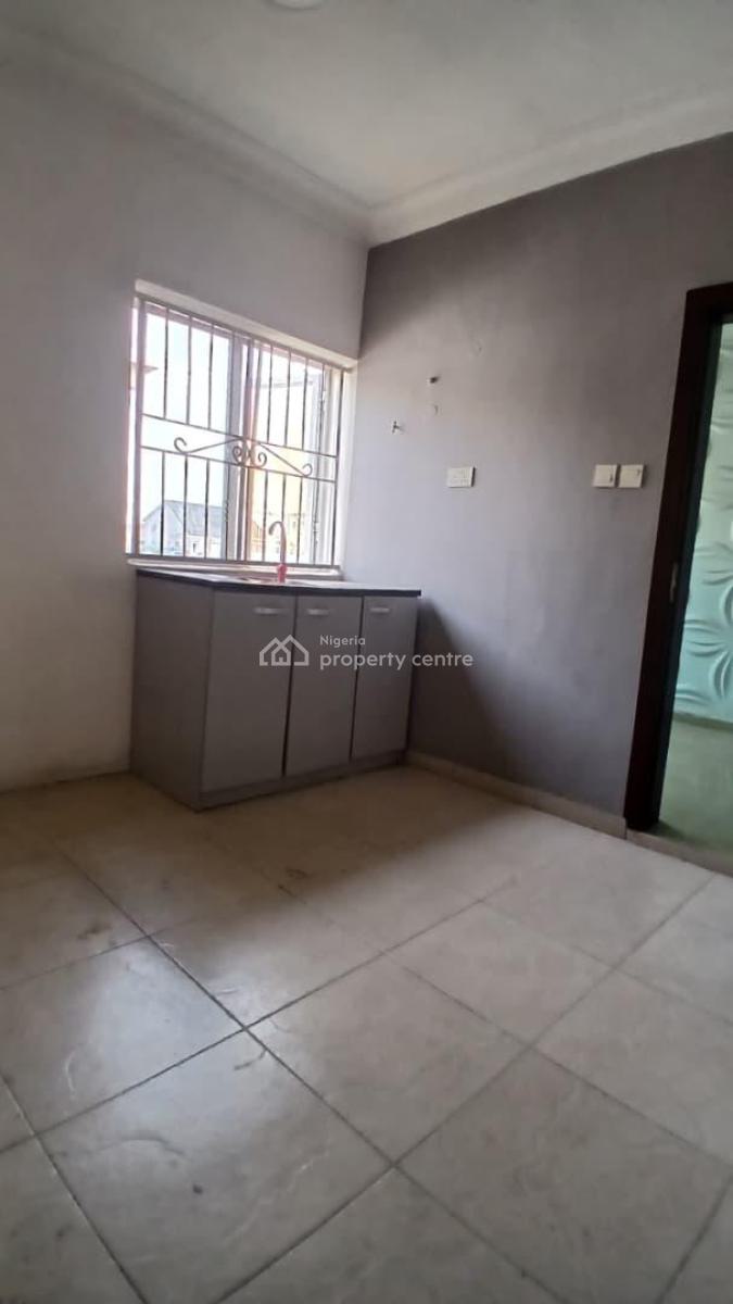 Self Serviced 2 Bedroom Apartment, Lekki Phase 1, Lekki, Lagos, Flat / Apartment for Rent