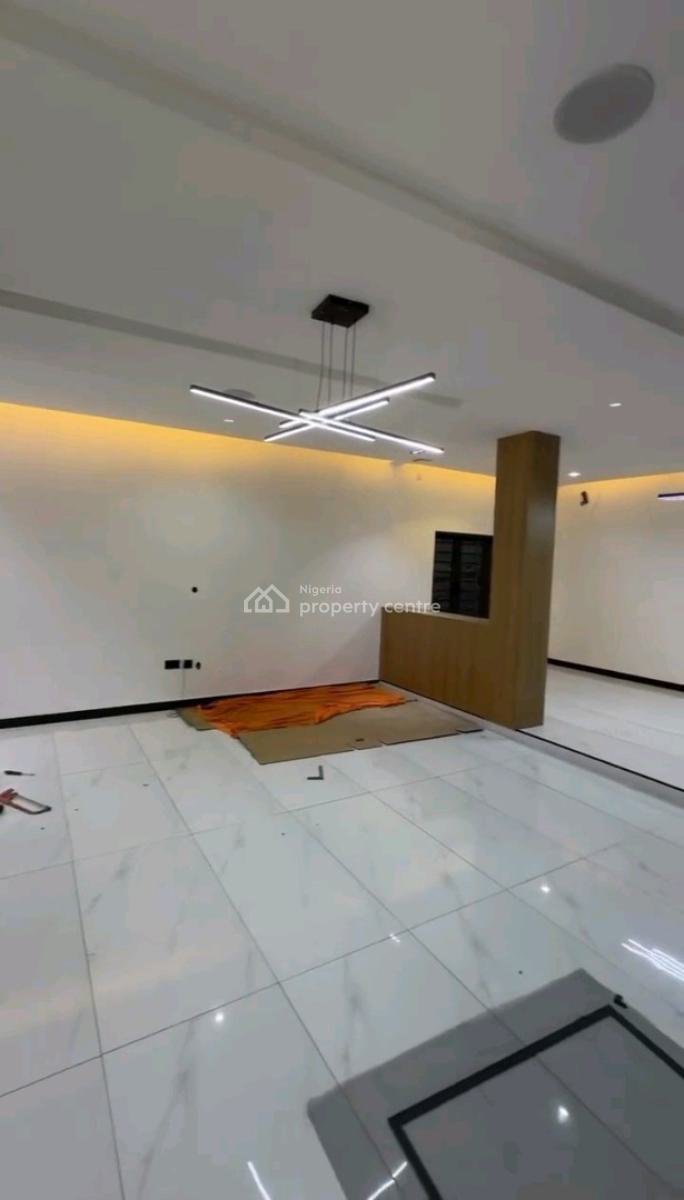 Luxurious 5-bedroom Detached Duplex -- Prime Guzape Main,, Guzape District, Abuja, Detached Duplex for Sale