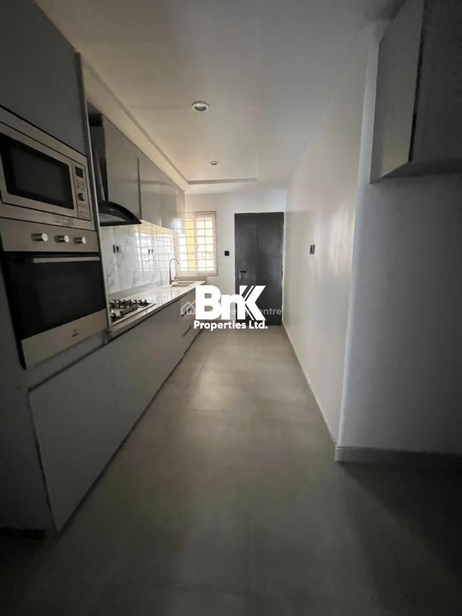 Modern 3-bedroom Apartment, Lekki Phase 1, Lekki, Lagos, Flat / Apartment for Sale