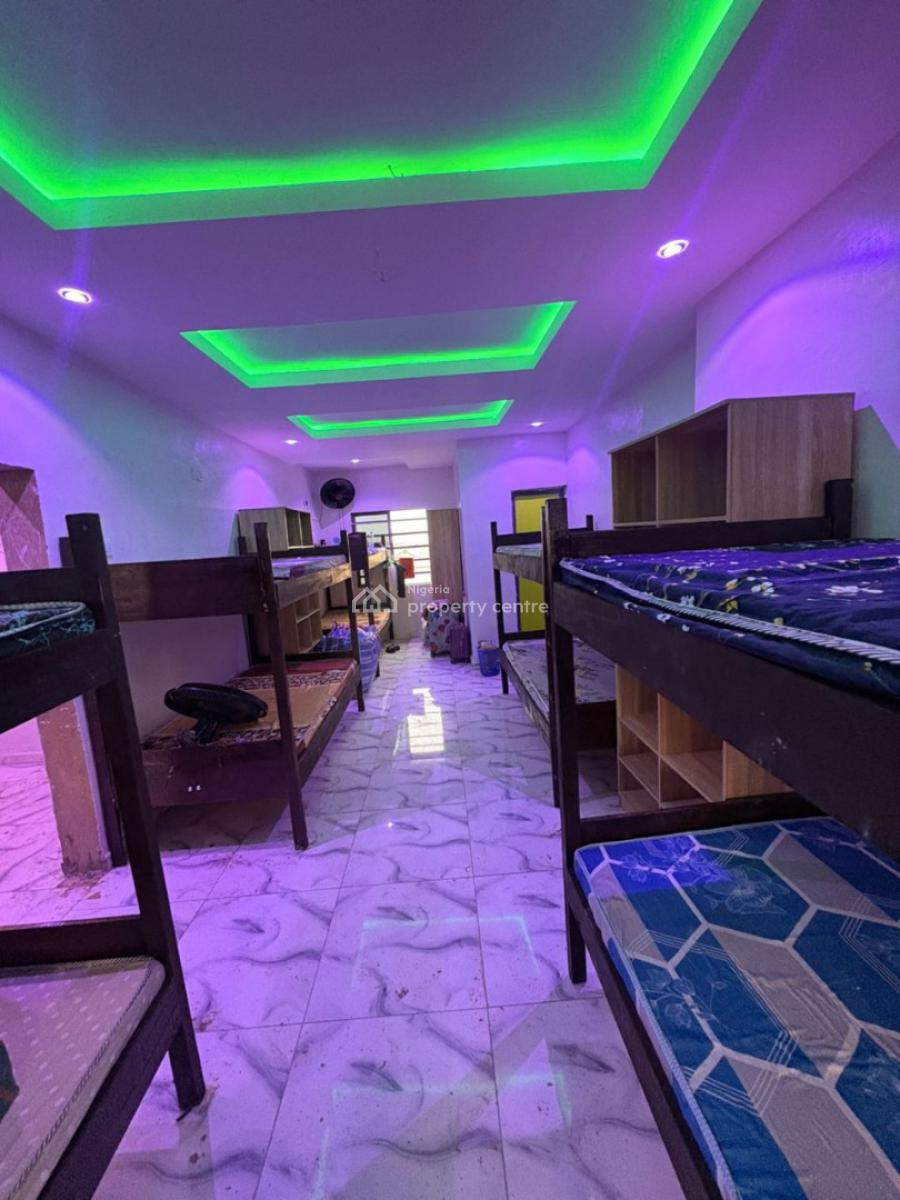 Lovely Space Hostel, Fadeyi, Yaba, Lagos, Self Contain (single Rooms) for Rent