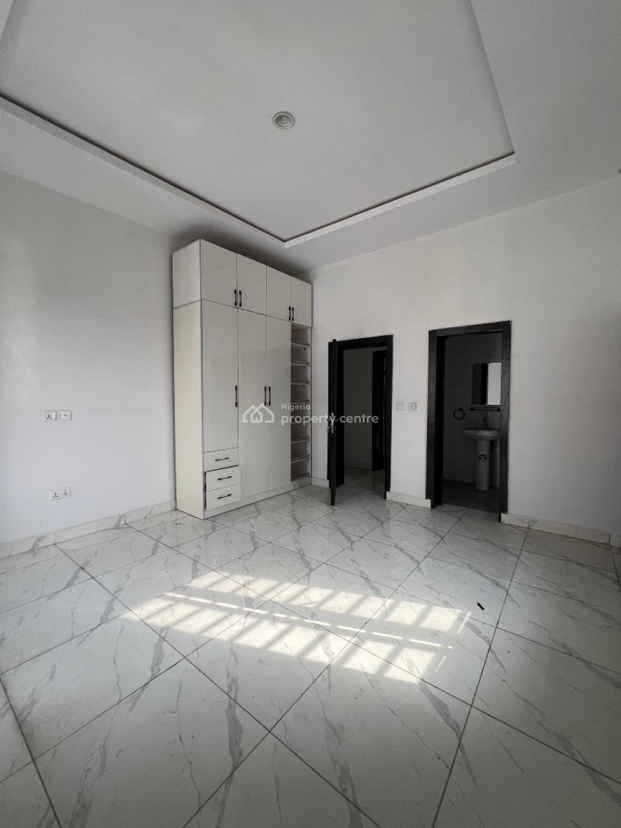 Lovely 3 Bedroom Apartment in a Secure Estate, Ikota, Lekki, Lagos, Flat / Apartment for Rent