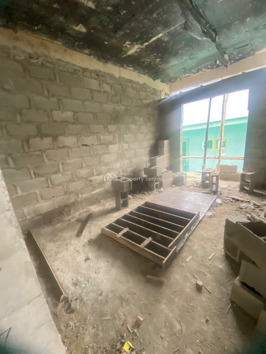 Invest Early, Earn More, Yaba, Lagos, Flat / Apartment for Sale