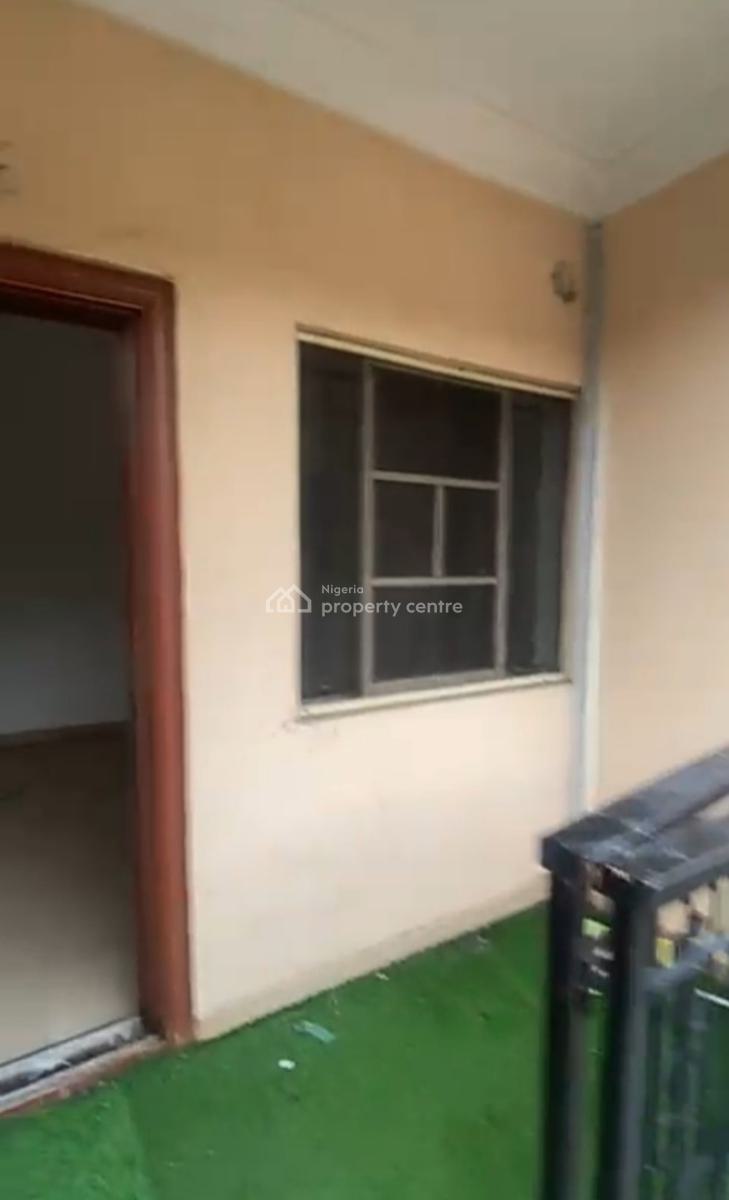 Spacious Mini Flat with 2 Toilets{ Video}, Thomas Estate, Ajah, Lagos, Mini Flat (room and Parlour) for Rent