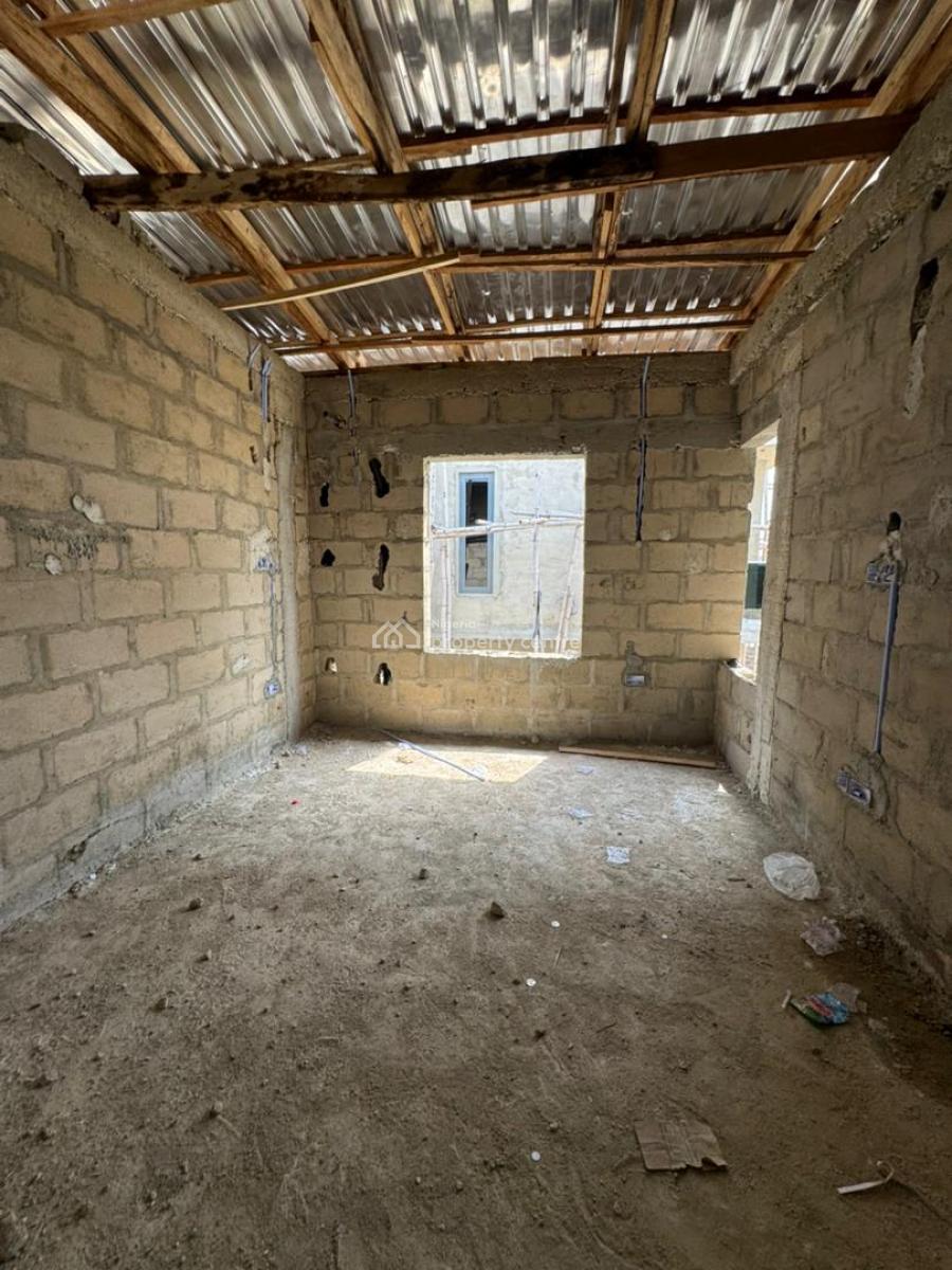 Well Secured Estate 3 Bedroom Semi-detached Duplex, Hi-life Estate, Ogombo, Ajah, Lagos, Semi-detached Duplex for Sale