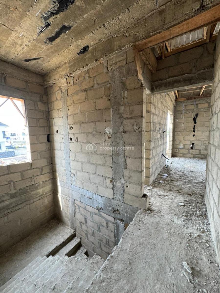 Well Secured Estate 3 Bedroom Semi-detached Duplex, Hi-life Estate, Ogombo, Ajah, Lagos, Semi-detached Duplex for Sale