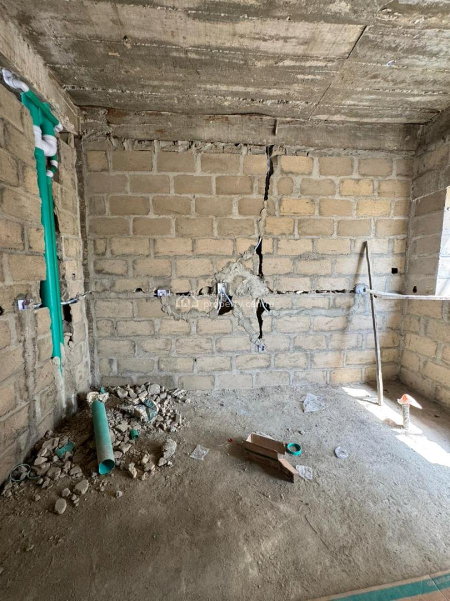 Well Secured Estate 3 Bedroom Semi-detached Duplex, Hi-life Estate, Ogombo, Ajah, Lagos, Semi-detached Duplex for Sale