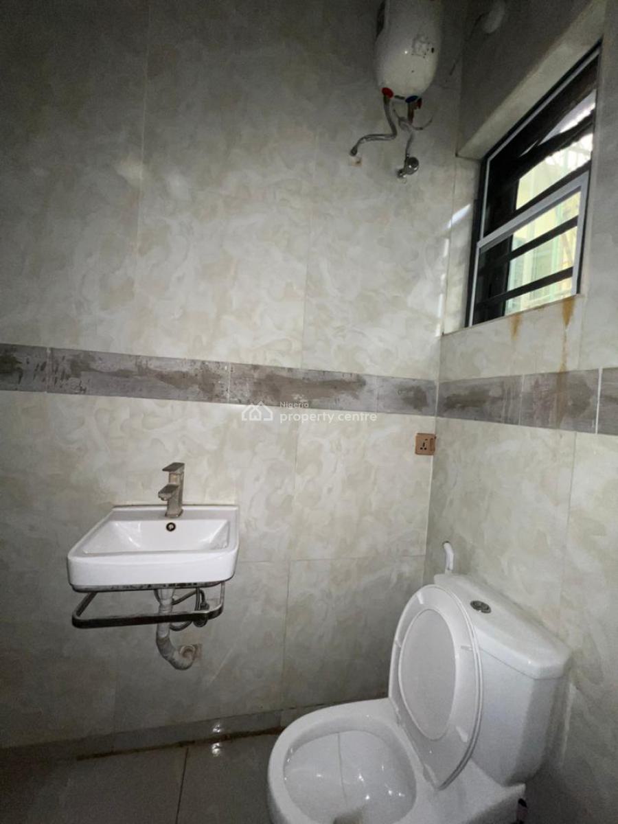 Well Maintained 4bedroom Semi Detached Duplex with Bq, Lekki, Lagos, Semi-detached Duplex for Rent