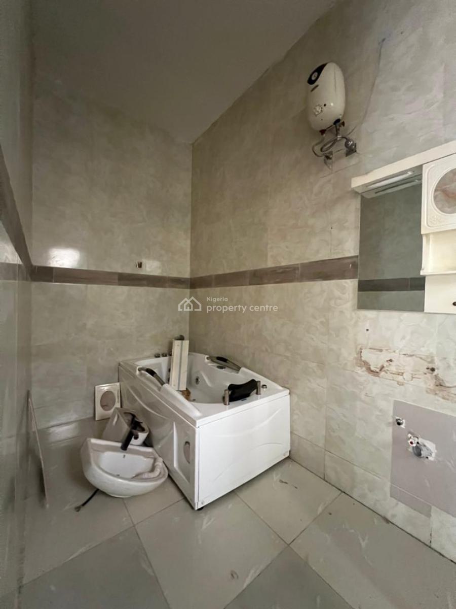 Well Maintained 4bedroom Semi Detached Duplex with Bq, Lekki, Lagos, Semi-detached Duplex for Rent