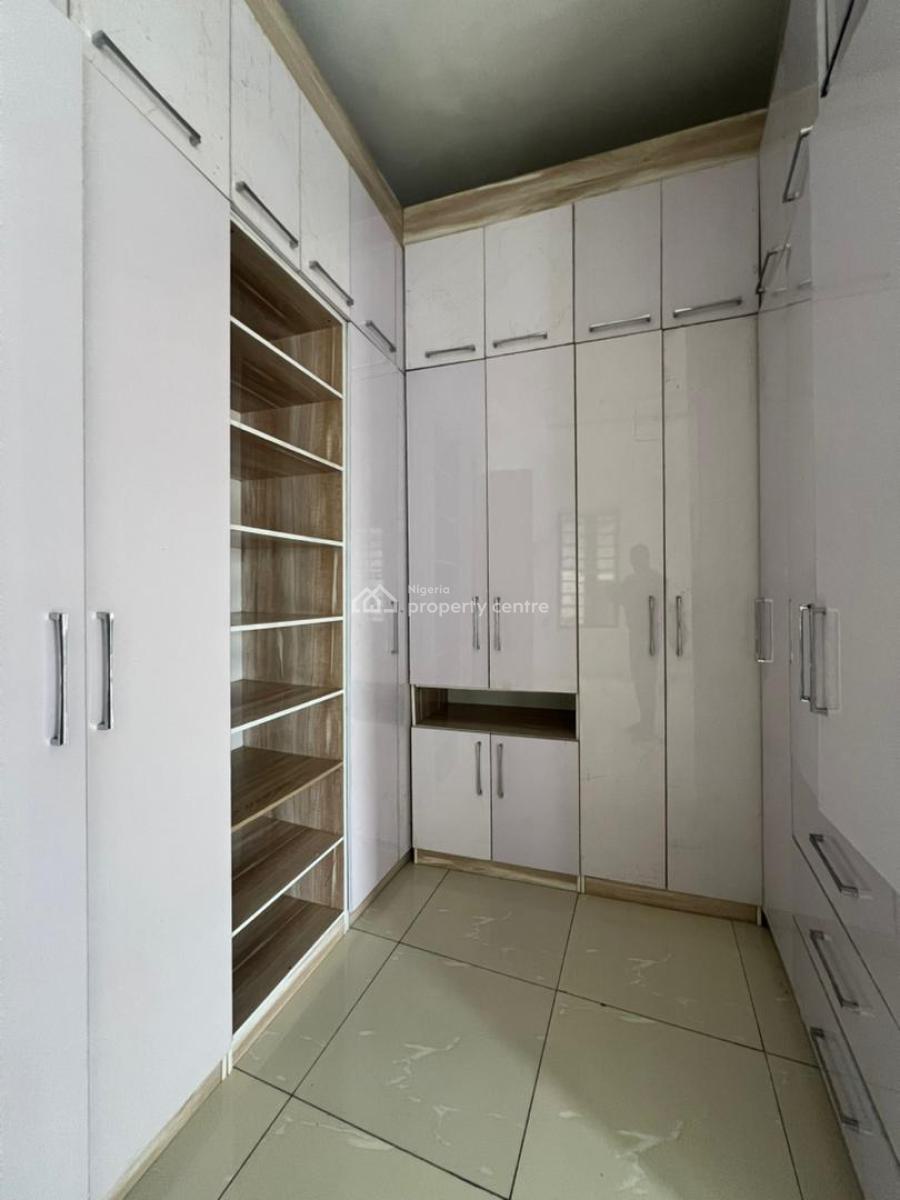 Well Maintained 4bedroom Semi Detached Duplex with Bq, Lekki, Lagos, Semi-detached Duplex for Rent