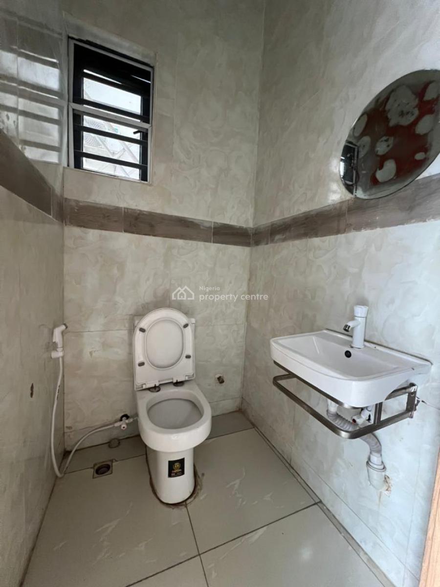 Well Maintained 4bedroom Semi Detached Duplex with Bq, Lekki, Lagos, Semi-detached Duplex for Rent