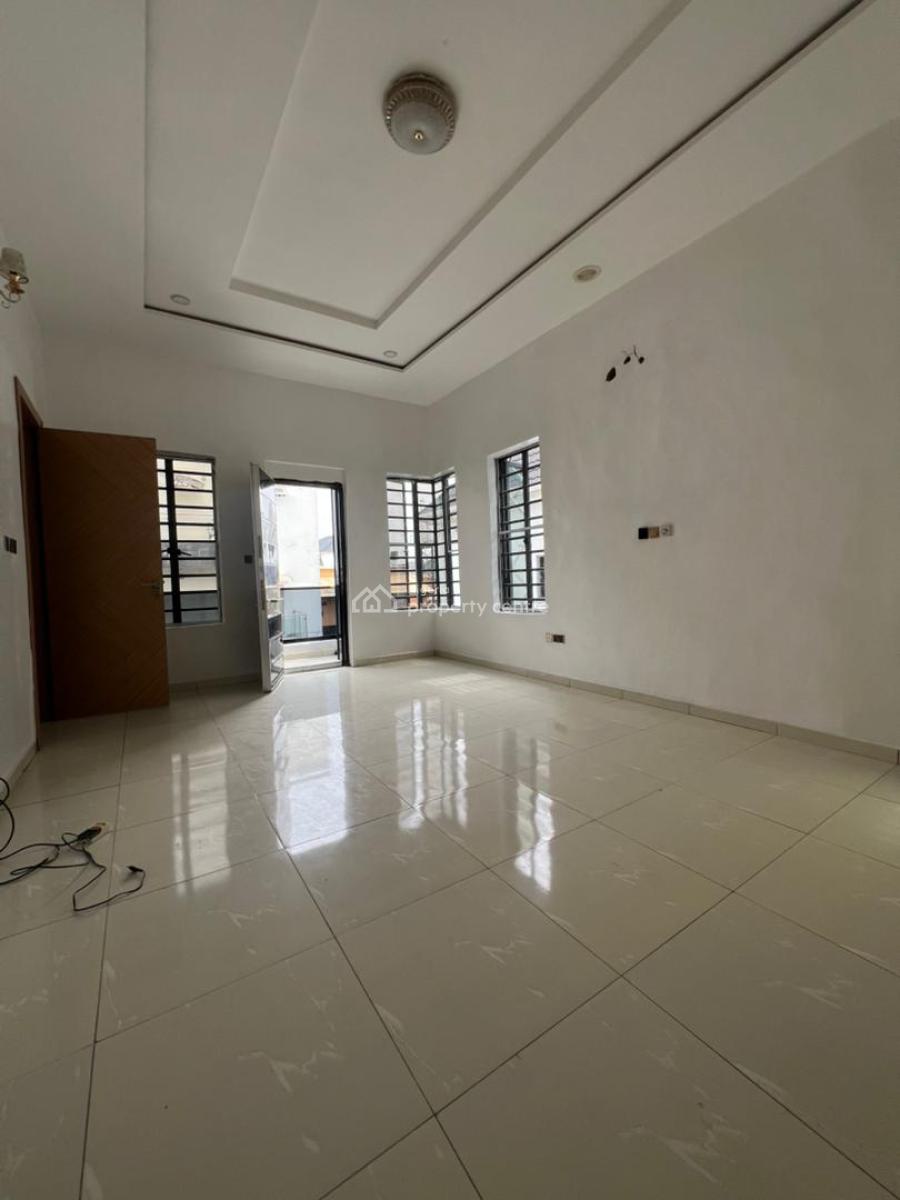 Well Maintained 4bedroom Semi Detached Duplex with Bq, Lekki, Lagos, Semi-detached Duplex for Rent