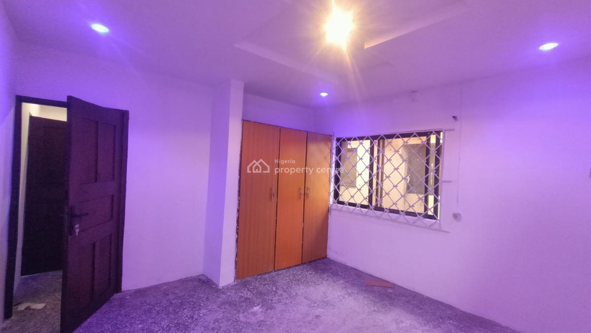 Renovated 3bedroom Flat with Pop, Ojokoro Newtown Agric Ikorodu Lagos, Agric, Ikorodu, Lagos, Flat / Apartment for Rent
