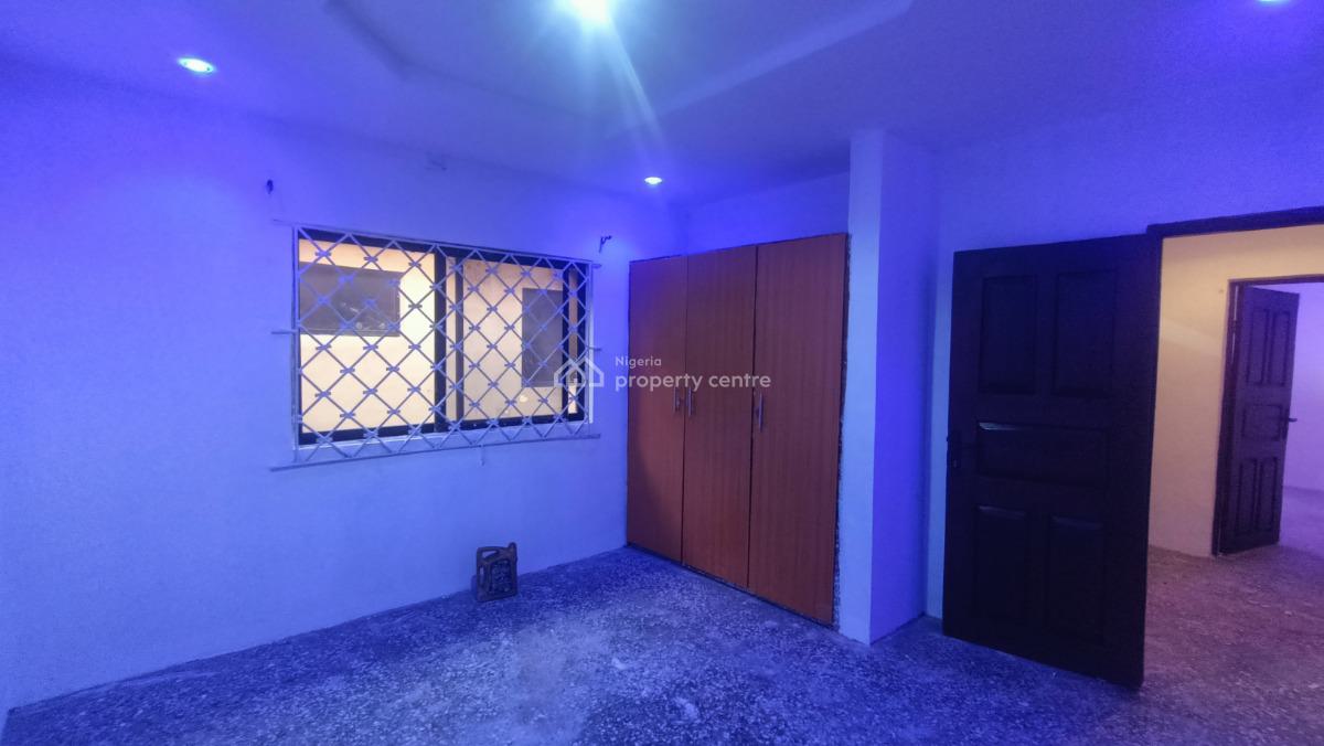 Renovated 3bedroom Flat with Pop, Ojokoro Newtown Agric Ikorodu Lagos, Agric, Ikorodu, Lagos, Flat / Apartment for Rent