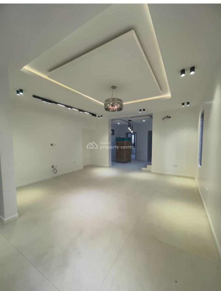 Self Service 4 Bedrooms Semi Detached Duplex at Lekki Phase 1, Lekki, Lekki Phase 1, Lekki, Lagos, Semi-detached Duplex for Rent