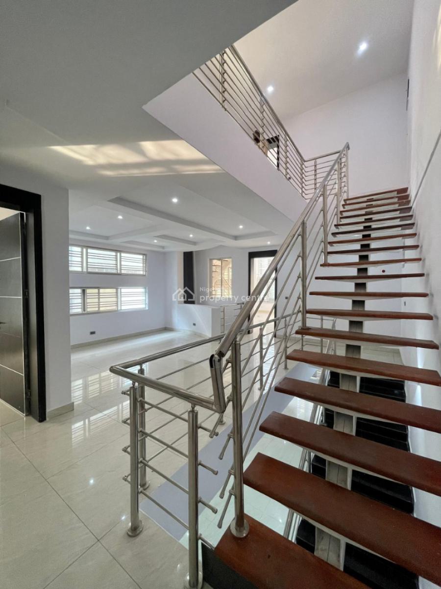 Spacious and Strategically Positioned 5-bedroom Duplex with Bq, Osapa, Lekki, Lagos, Semi-detached Duplex for Sale