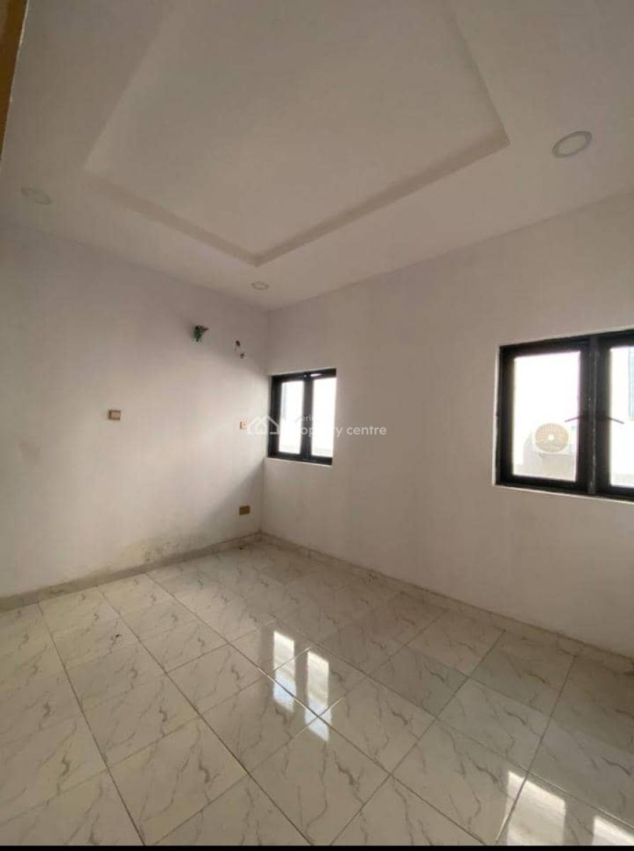 Luxury 3bedroom Terrace House in an Estate, General Paint, After Abraham Adesanya, Ajah, Lagos, Terraced Duplex for Rent