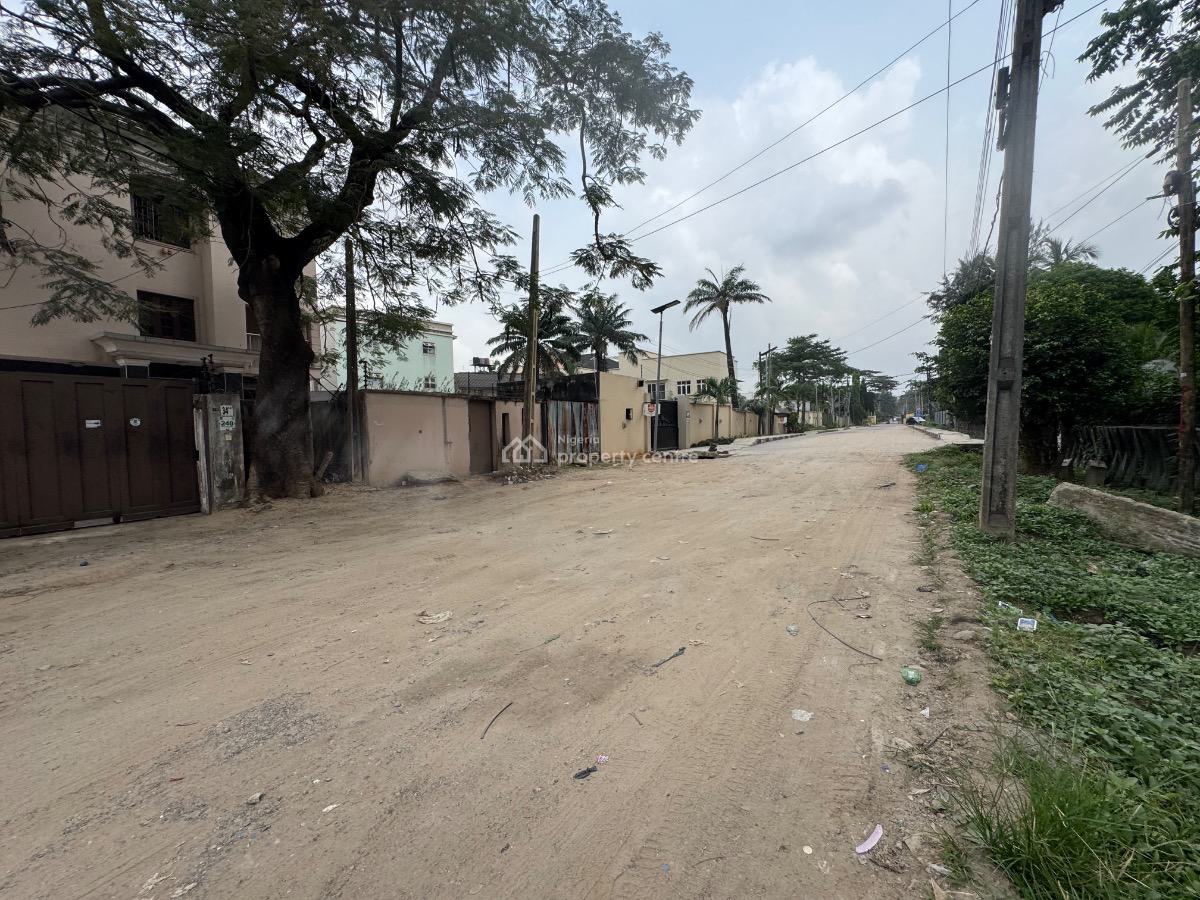 Land in a Sceured Environment, Ikeja Gra, Ikeja, Lagos, Residential Land for Sale