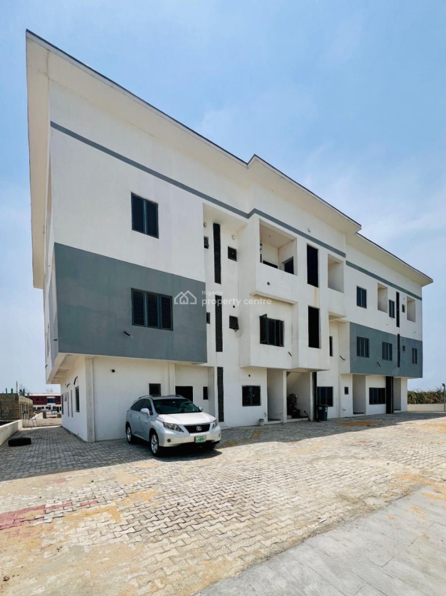 4 Bedroom Water View Penthouse with Bq, Orchid, Lekki Phase 2, Lekki, Lagos, Block of Flats for Sale