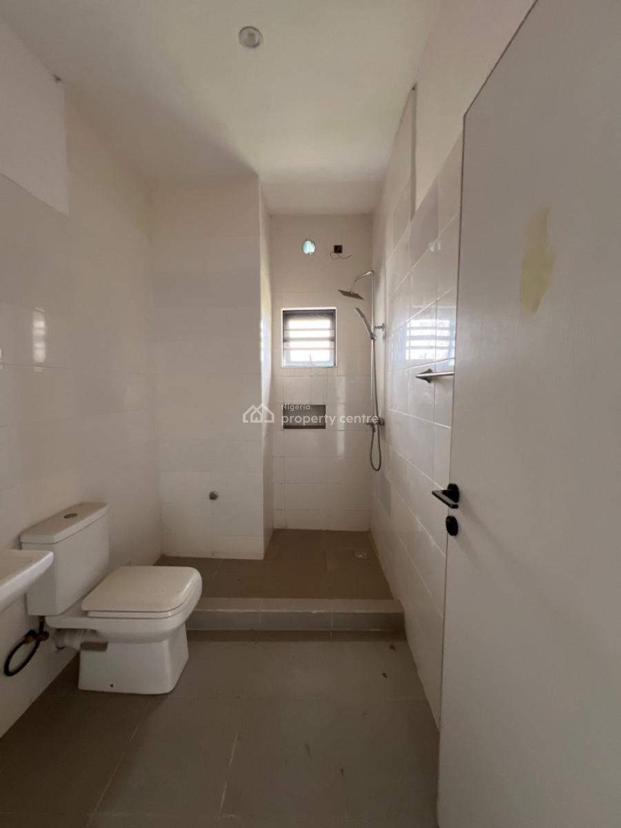 4 Bedroom Water View Penthouse with Bq, Orchid, Lekki Phase 2, Lekki, Lagos, Block of Flats for Sale