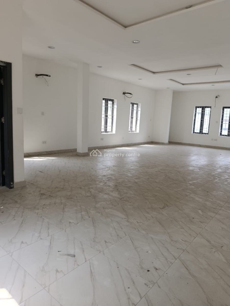 Commercial Space, Chevron, Lekki, Lagos, Plaza / Complex / Mall for Rent