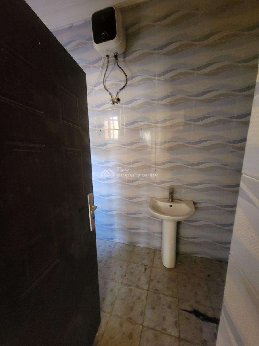 Newly Built 3 Bedroom Apartment, Kuje, Abuja, Block of Flats for Sale