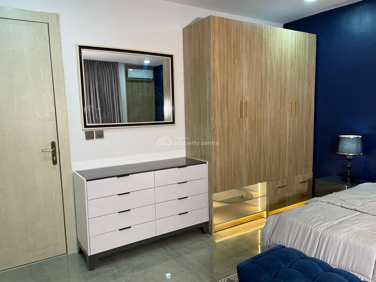 Luxurious 2 Bedroom Apartment, Opposite Lagos State Public Service Club, Ikeja Gra, Ikeja, Lagos, Flat / Apartment Short Let