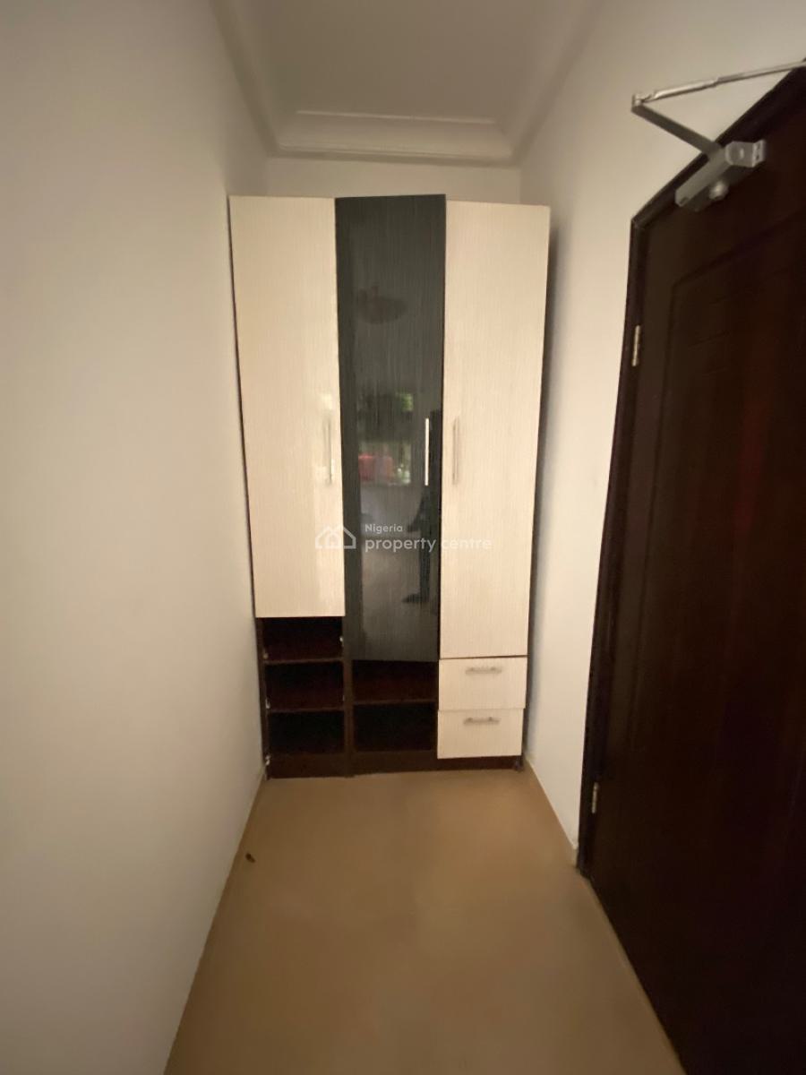 Spacious One Bedroom Shared Apartment with Balcony, Chevron, Lekki, Lagos, House for Rent
