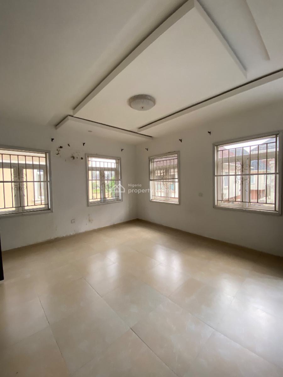 Very Spacious Masters Bedroom, Chevron, Lekki, Lagos, House for Rent