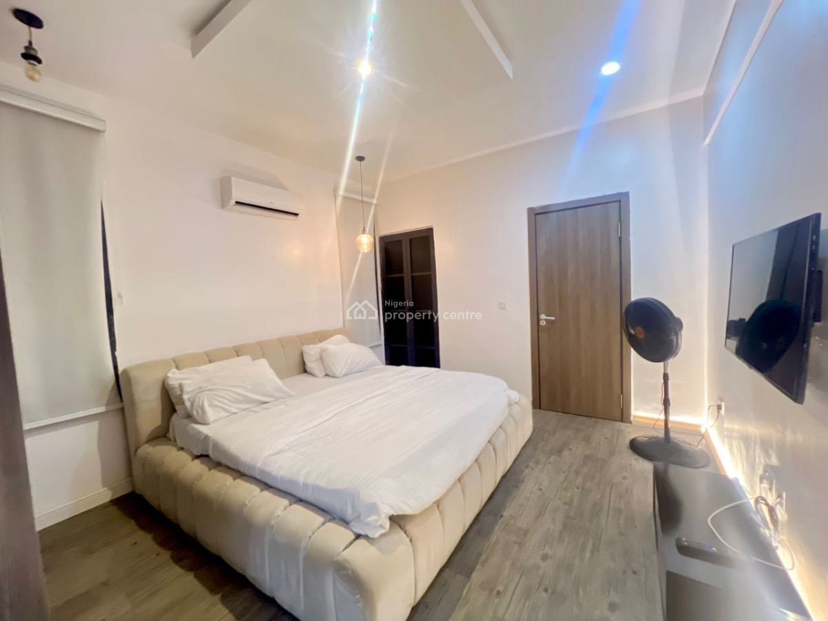 Our Luxurious Two Bedroom Apartment with Ps5, Pool and Gym., Victoria Island (vi), Lagos, House Short Let