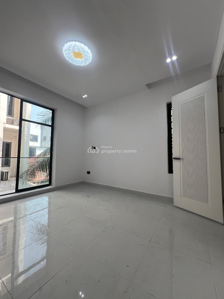 Brand New 2bedroom Apartment, Ologolo, Lekki, Lagos, Flat / Apartment for Sale