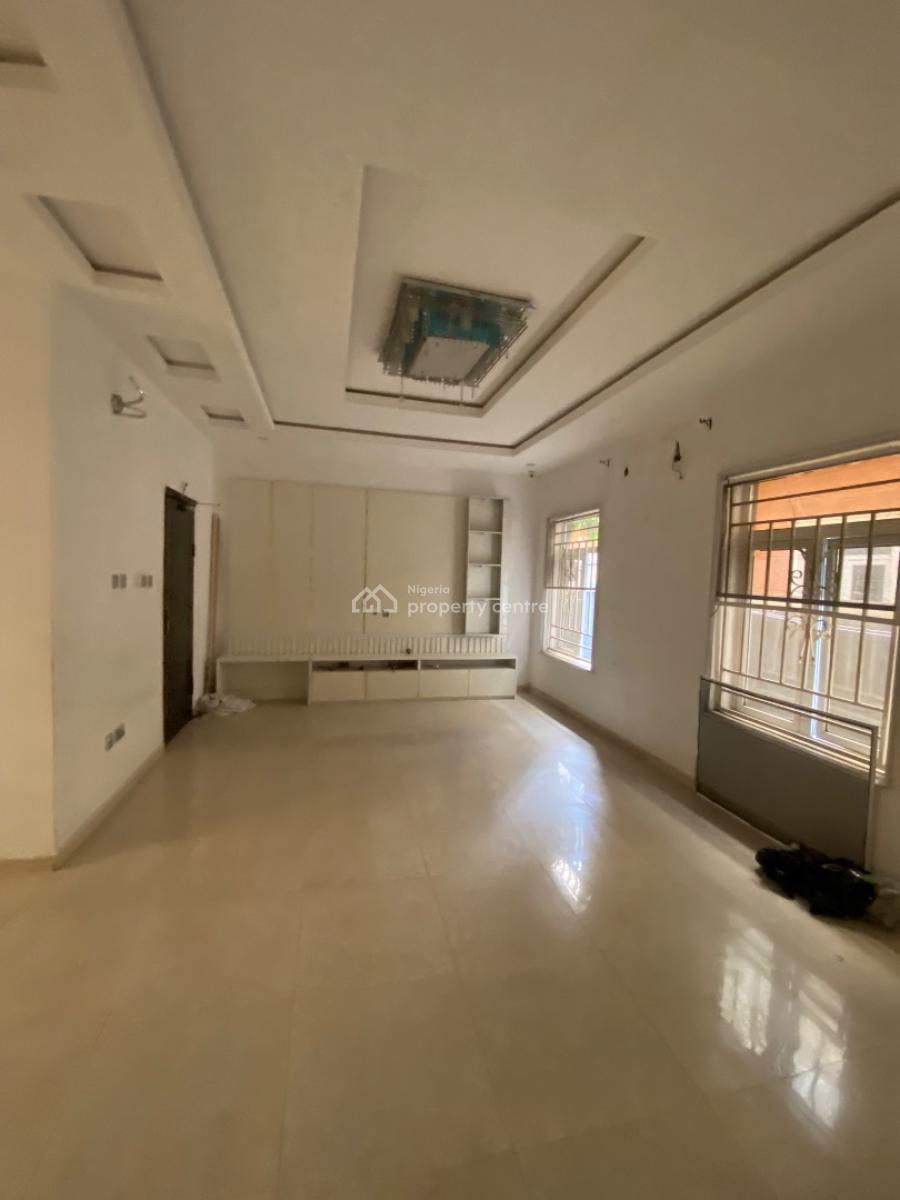 Very Spacious One Bedroom Shared Apartment, Chevron, Lekki, Lagos, House for Rent