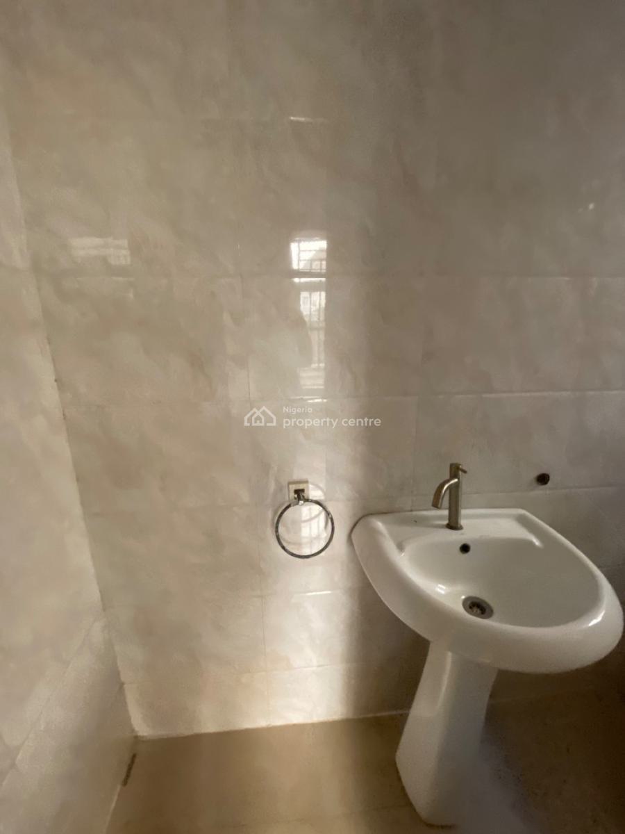 Very Spacious One Bedroom Shared Apartment, Chevron, Lekki, Lagos, House for Rent