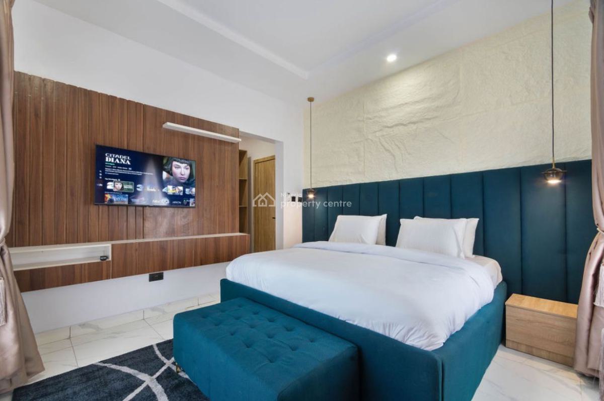 Aesthetically Pleasing Luxury 1 Bedroom Apartment with 24/7 Power Supp, Lekki Phase 1, Lekki, Lagos, Flat / Apartment Short Let