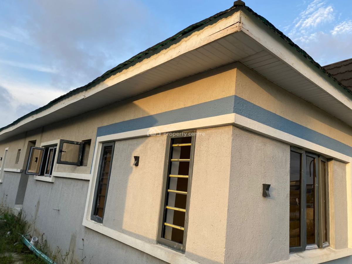 Contemporary Newly Built All En-suite 3-bedroom with Bq, Awoyaya, Ibeju Lekki, Lagos, Detached Bungalow for Sale