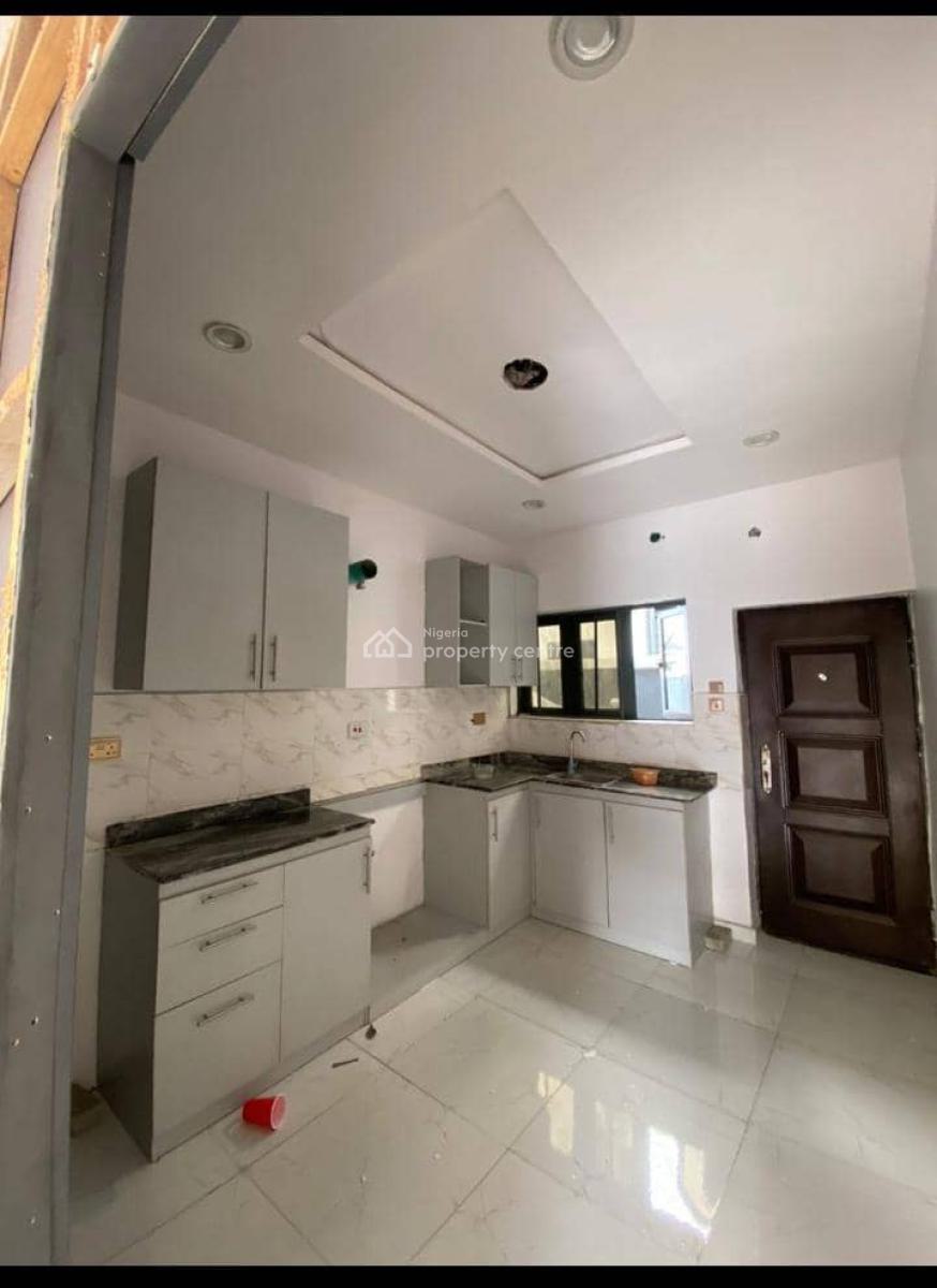 Serviced 3 Bedroom Terrace Duplex, General Paint, Ajah, Lagos, Terraced Duplex for Rent