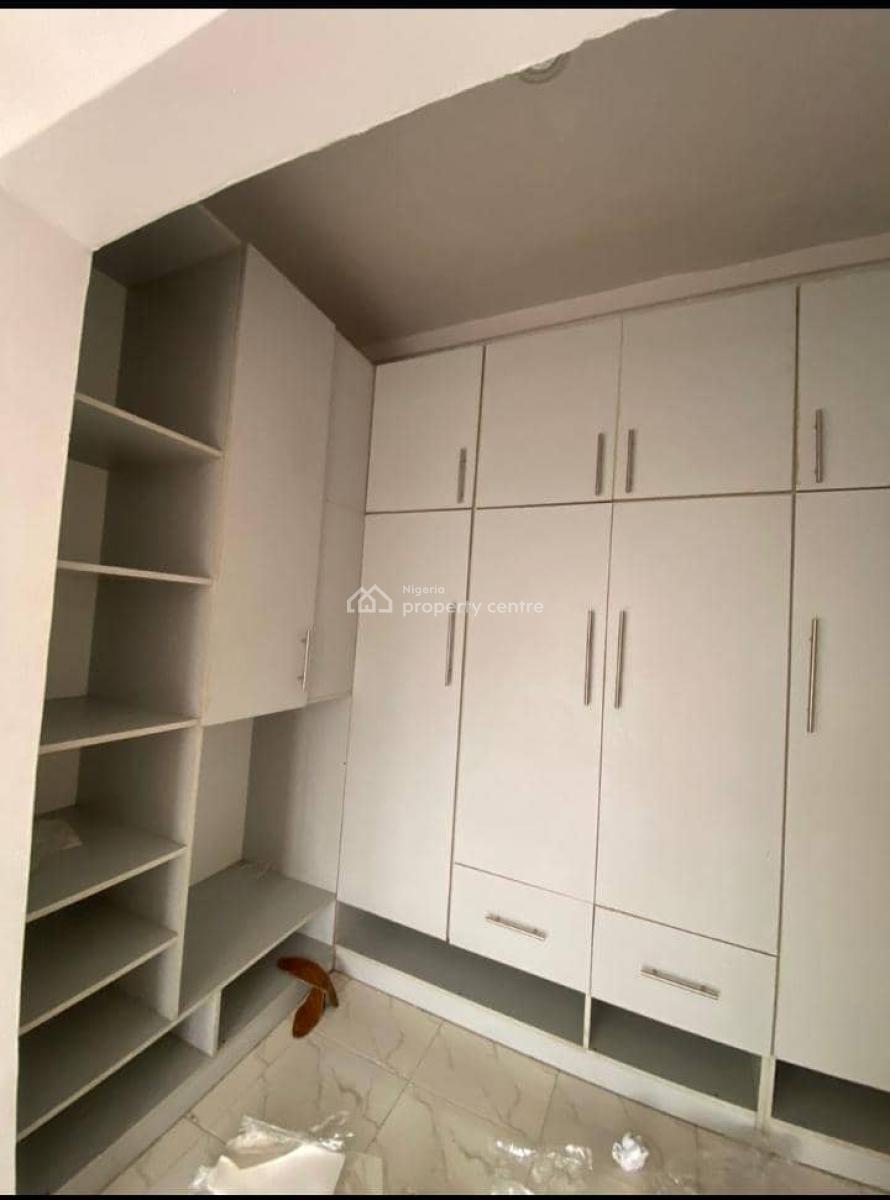 Serviced 3 Bedroom Terrace Duplex, General Paint, Ajah, Lagos, Terraced Duplex for Rent