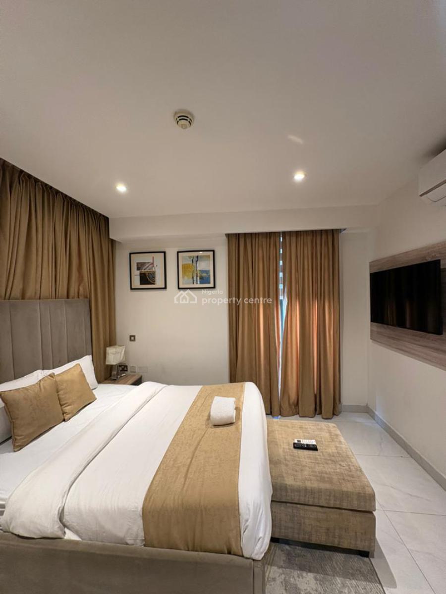 Beautifully Furnished 2-bedroom Apartment with Swimming Pool, Victoria Island (vi), Lagos, Flat / Apartment Short Let