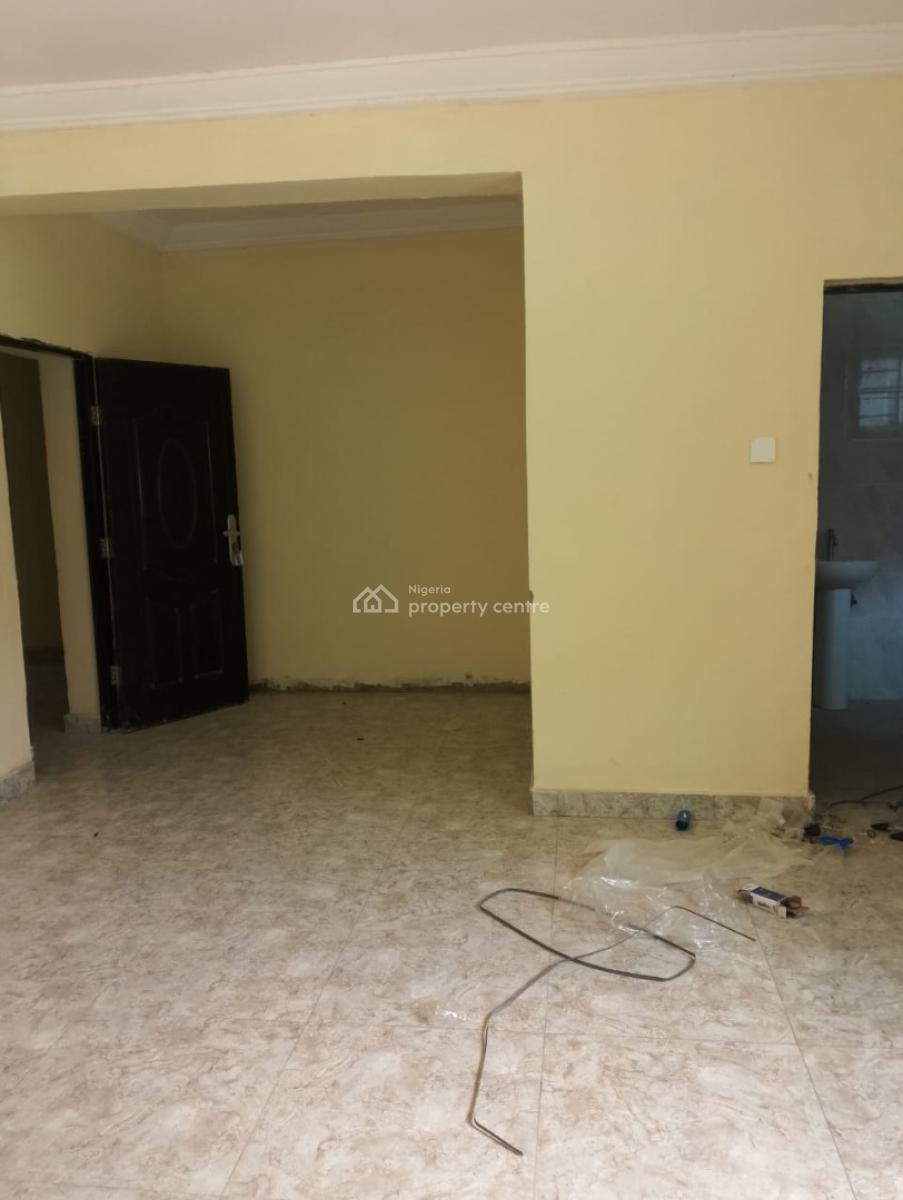 Spacious 3 Bedroom Flat with Bq (2nd Floor) -- Prime Idu Estate, By Nizamiye Hospital, Idu Industrial, Abuja, Flat / Apartment for Rent