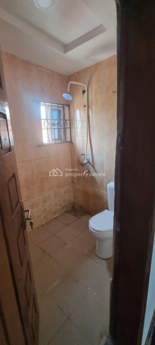 Well Renovated and Spacious Mini Flat, Okunajah, Eti-osa, Lekki, Lagos, Mini Flat (room and Parlour) for Rent