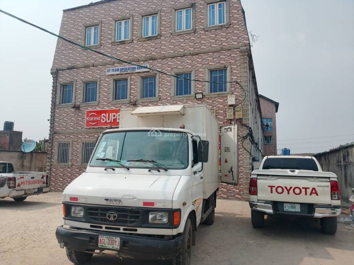 Lease / Letting of Office Space Available  382 Sqm, Shagam Road Ikorodu Sabo Ikorodu Lagos, Ikorodu, Lagos, Office Space for Rent