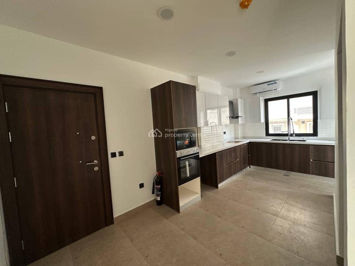 3bedroom Apt + Bq, Swimmjng Pool, Gym, Elevatoroff Banana Island Road, Banana Island Road, Ikohi Lagos Nigeria., Ikoyi, Lagos, Flat / Apartment for Rent